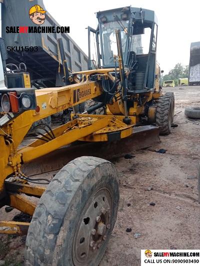 MOTOR GRADER